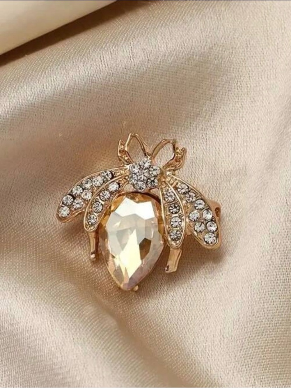 Golden yellow jacket bee brooch